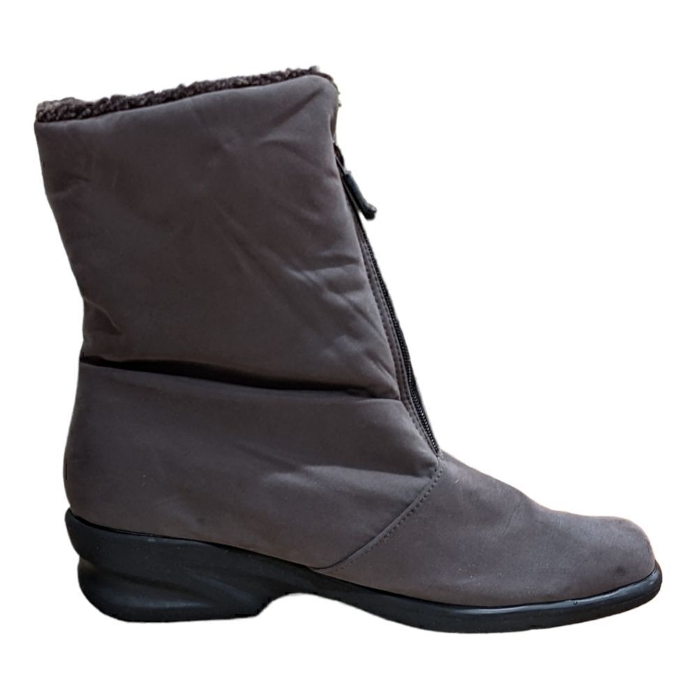 Toe Warmers Michelle Canada Suede WaterProof Zip Up Boots Size 12 S